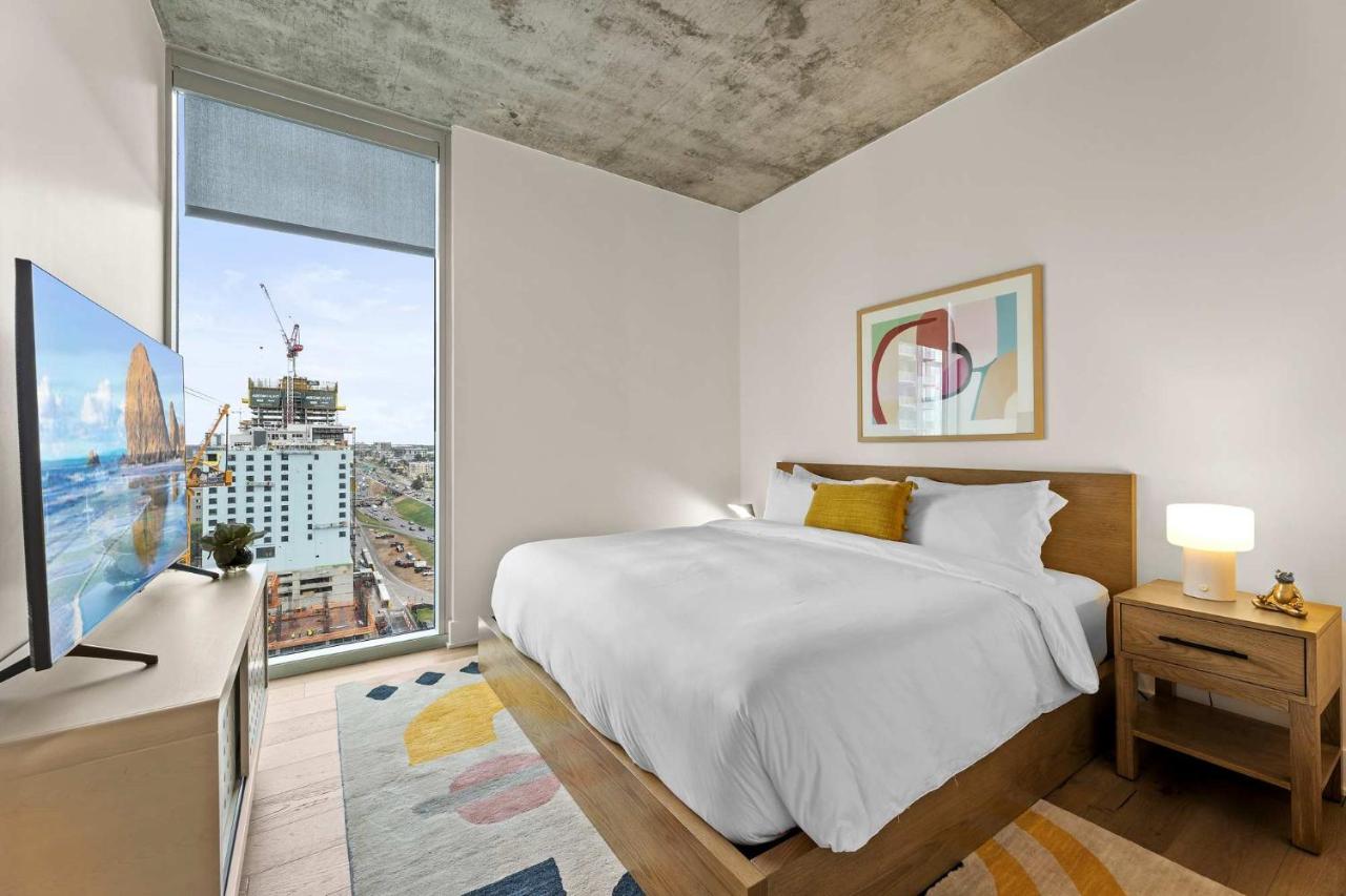 Luxury High Rise - 3