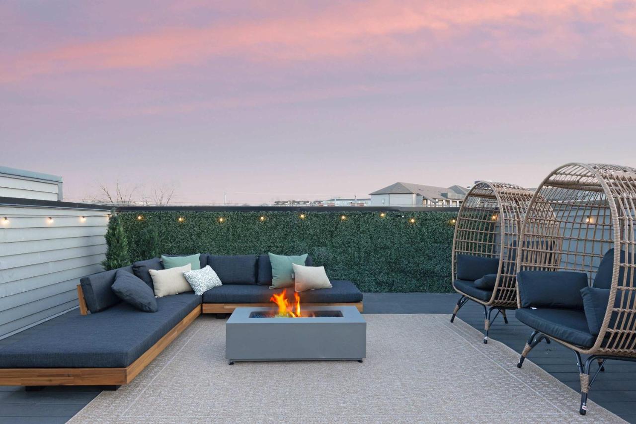 The Bluestem - Stylish Design, Rooftop with Firepit! - 2