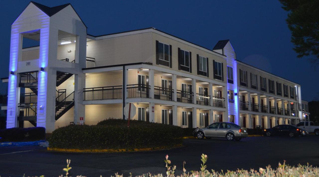 Image: Days Inn by Wyndham Marietta-Atlanta-Delk Road