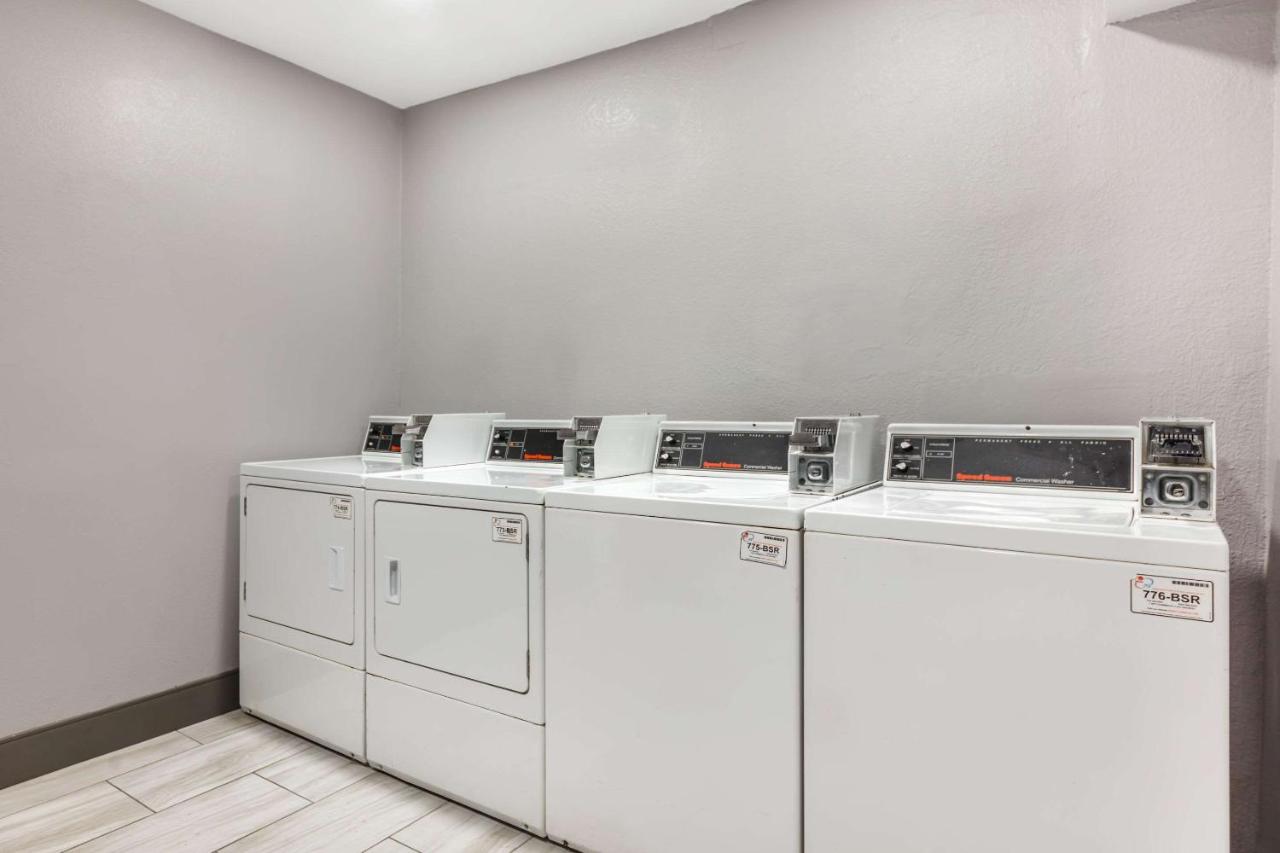 Sleep Inn Miami Airport - 5