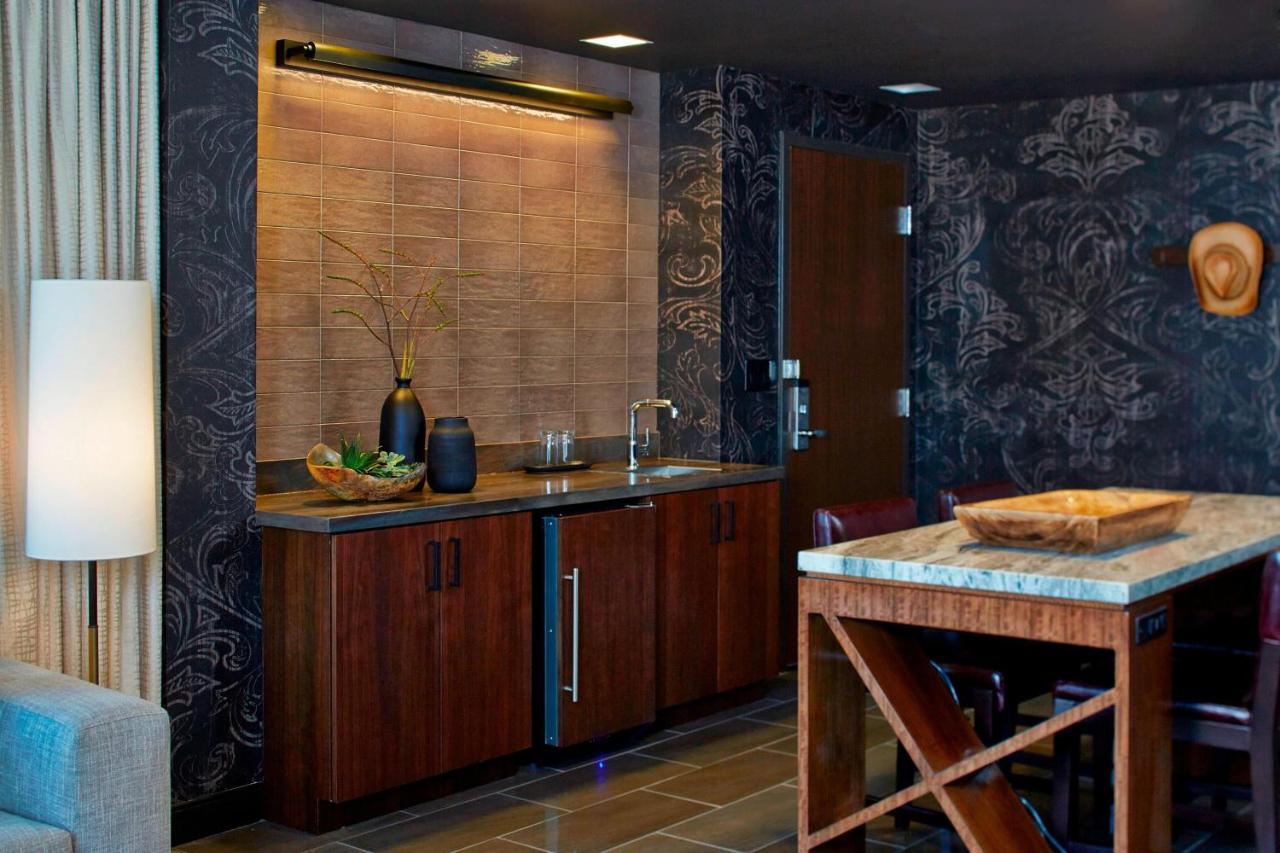 Renaissance Dallas at Plano Legacy West Hotel — photo 3