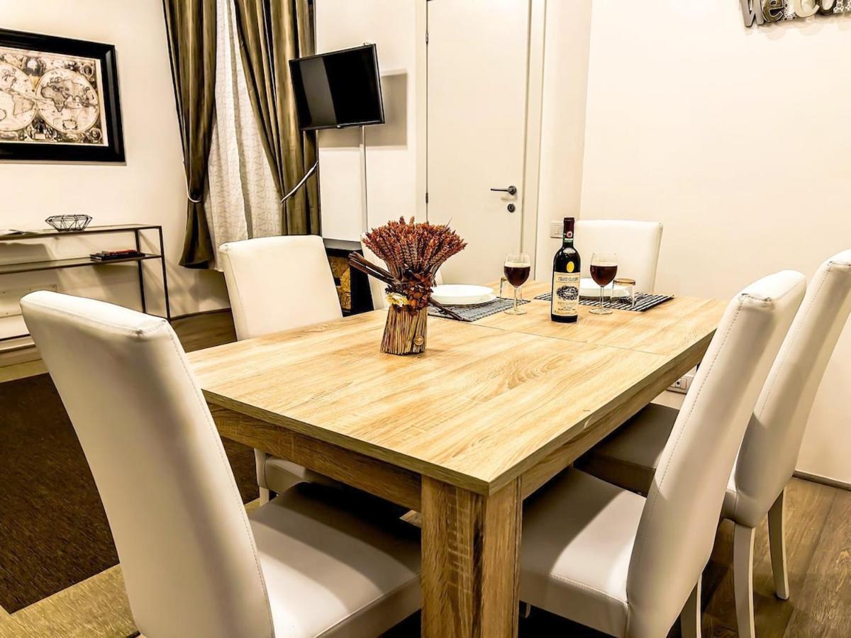 APT DELUXE in THE HEART OF CITY - 2