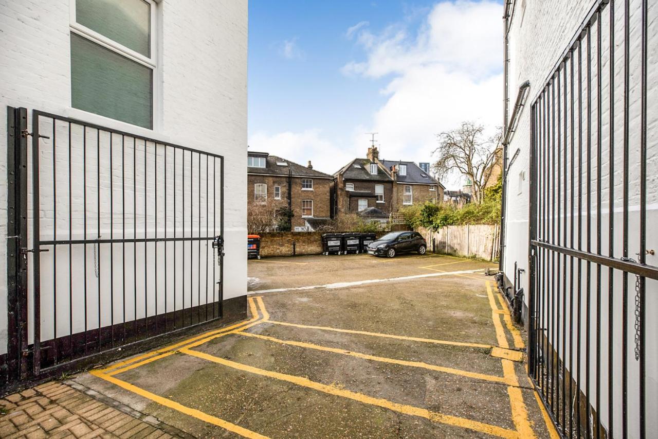 The Finsbury Park Hotel - 3