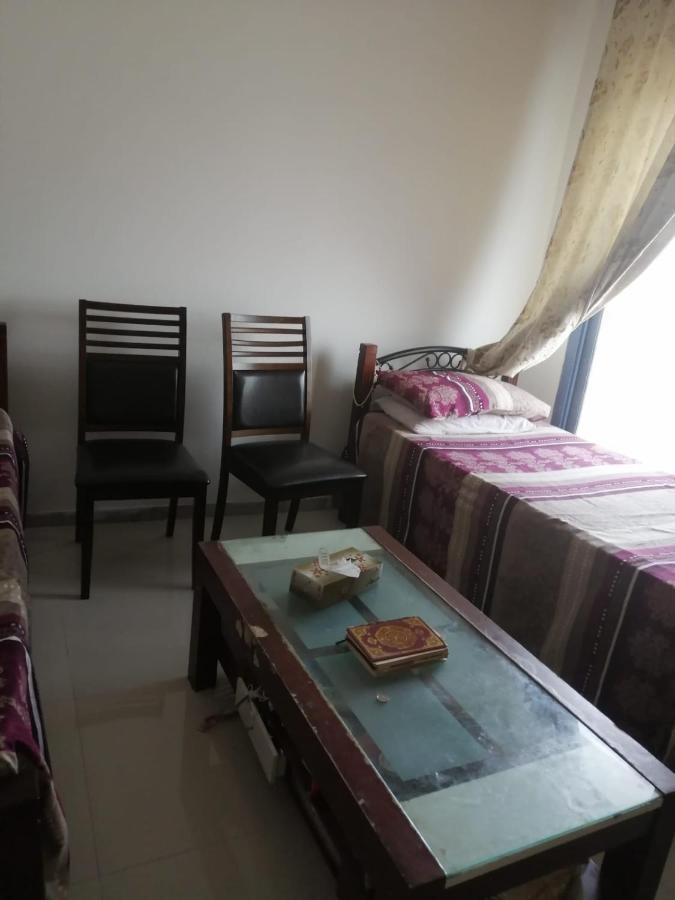 غرف مفروشة للبنات فقط Room for Ladies only