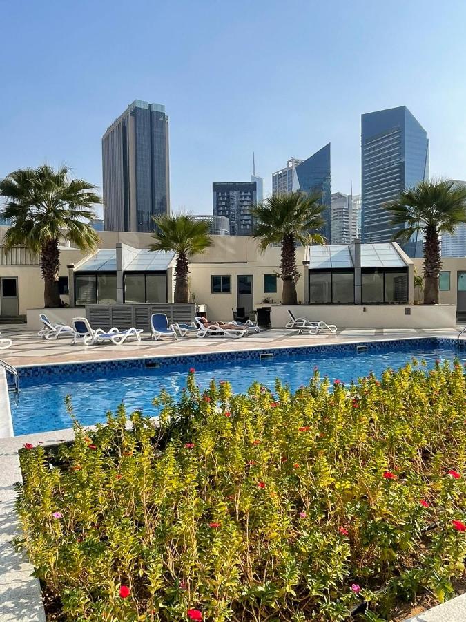 Lake & Beach view Studio in the Center of Marina - 4