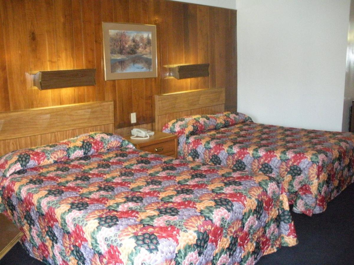 Kings Inn Cleveland — photo 12