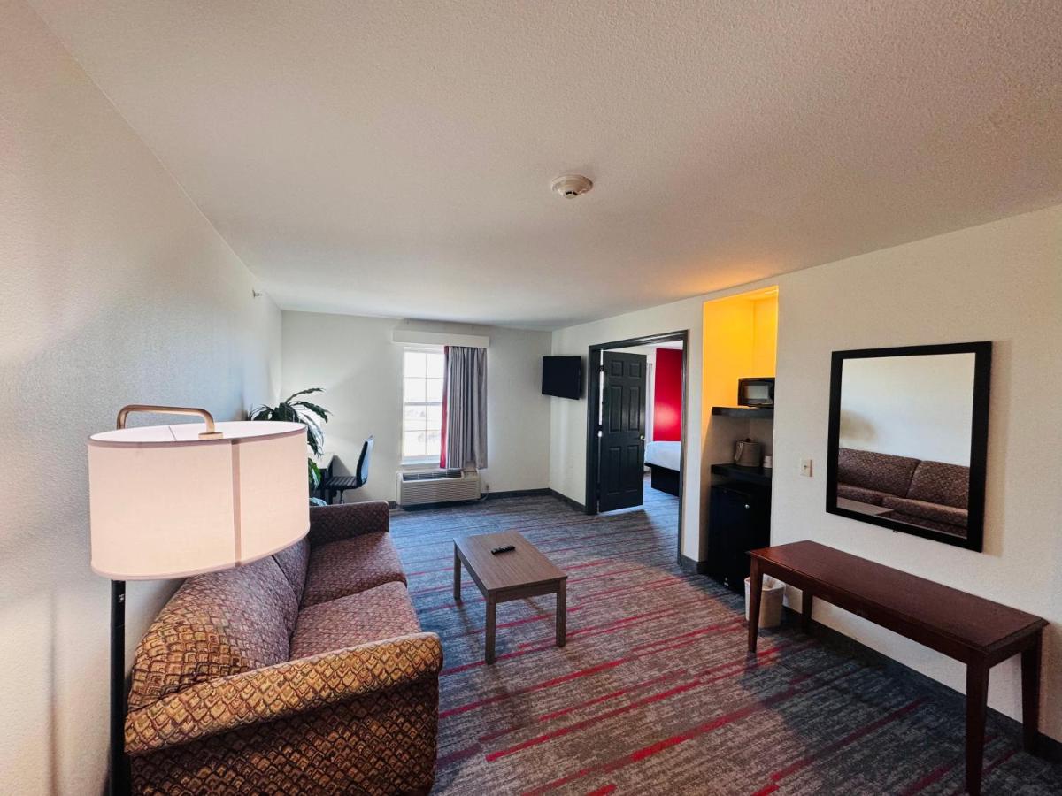 Speedway Inn — photo 5