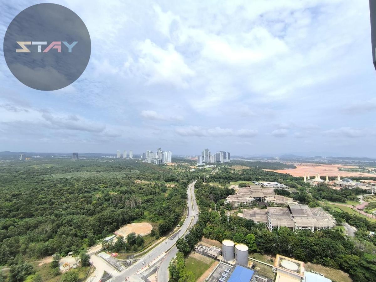 Almas 2Pax Comfort Stylish 100mbps Netflix By STAY - 4