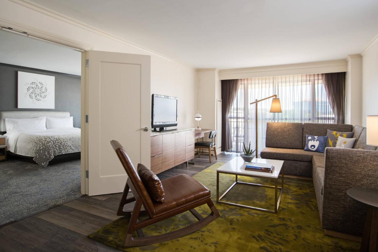 Renaissance Raleigh North Hills Hotel — photo 2