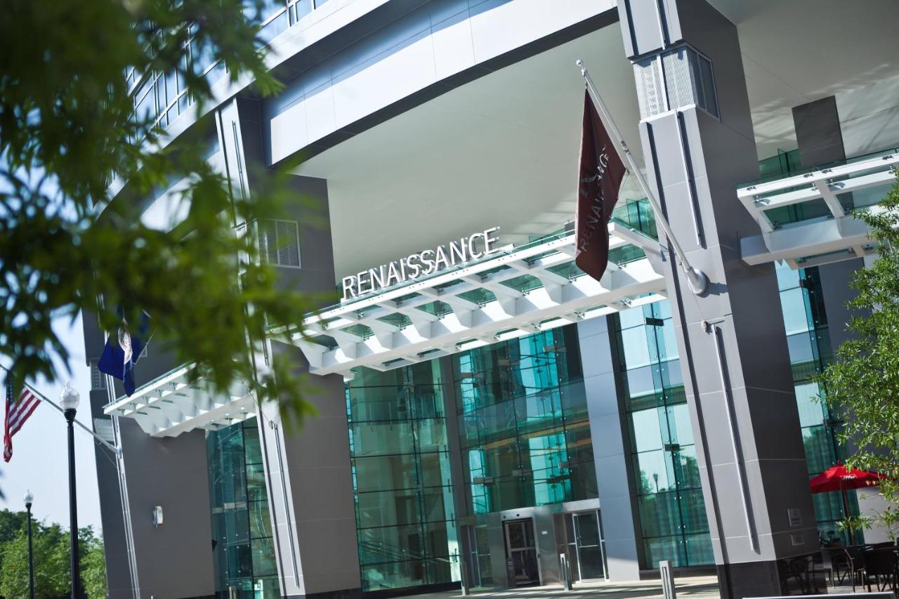 Renaissance Arlington Capital View Hotel — photo 11