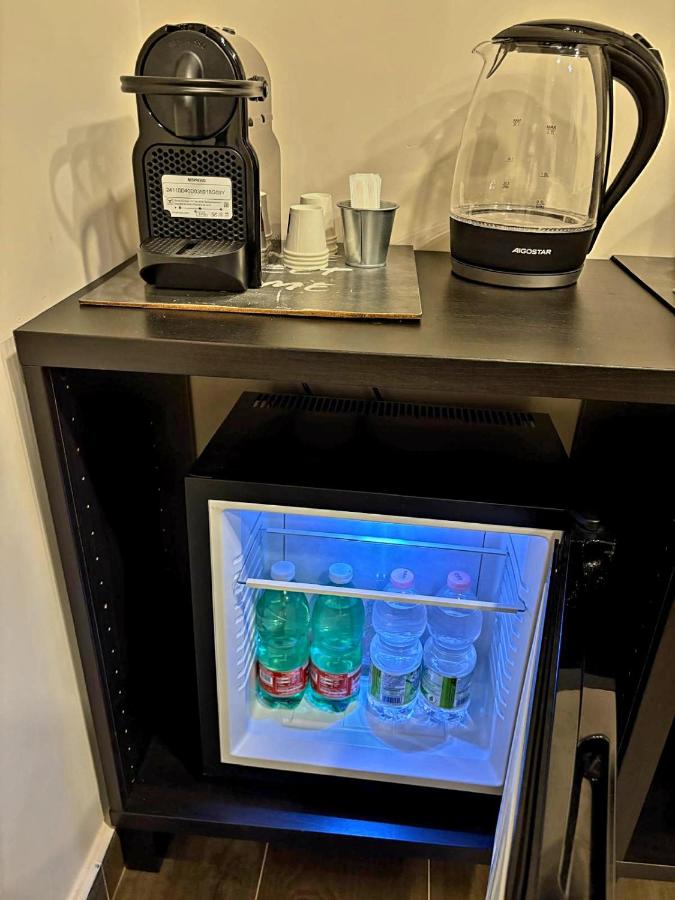 Two Rooms Napoli - 4