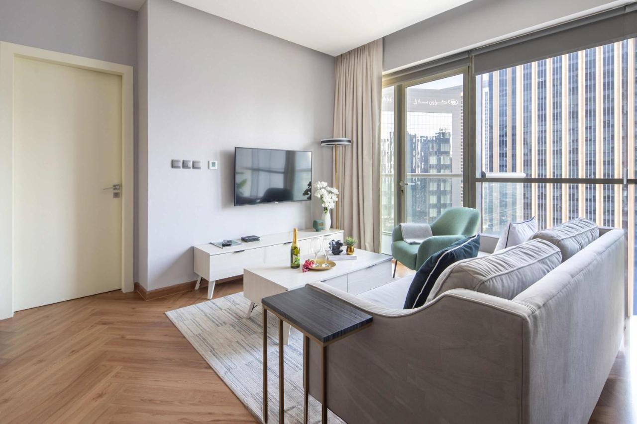 Frank Porter - West Avenue - 4