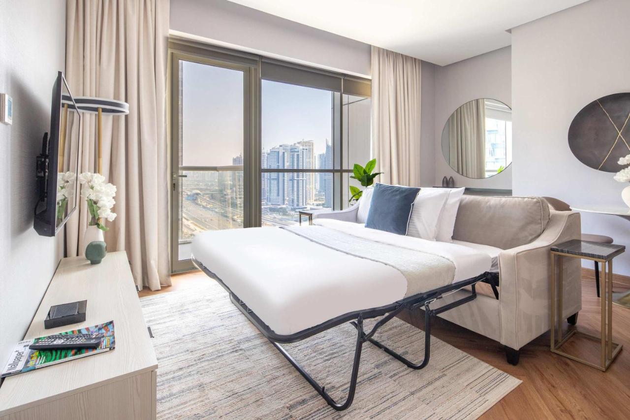 Frank Porter - West Avenue - 5