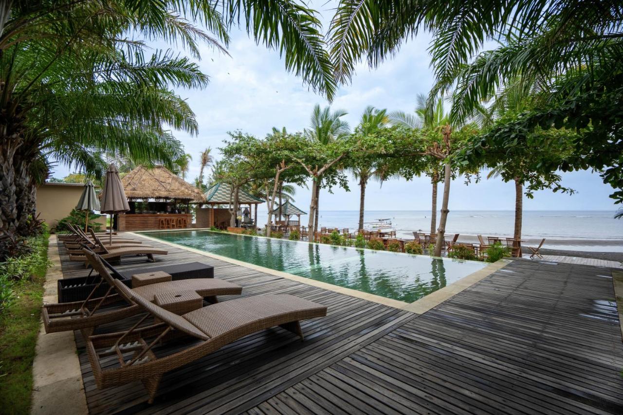 The Grand Villandra Resort Lovina