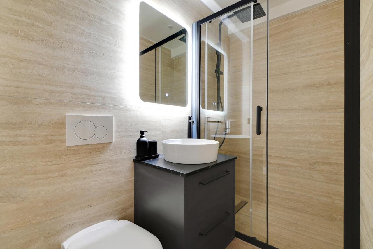 Pick A Flat's Apartments in Daumesnil - Avenue du General Bizot - 5