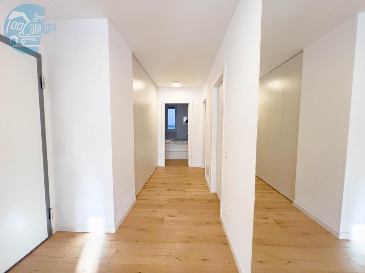 Blue Life 1b Tirabora Short Rent - 3