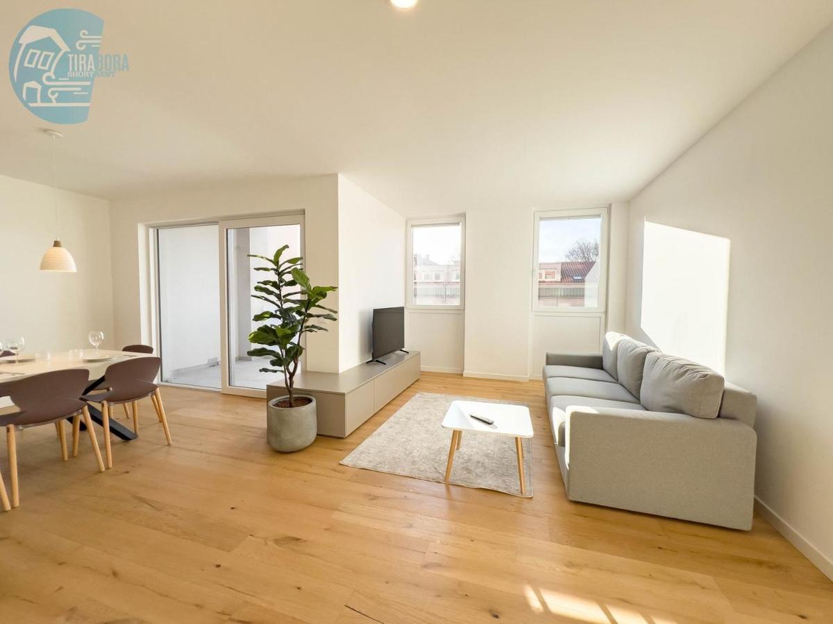 Blue Life 1b Tirabora Short Rent - 5