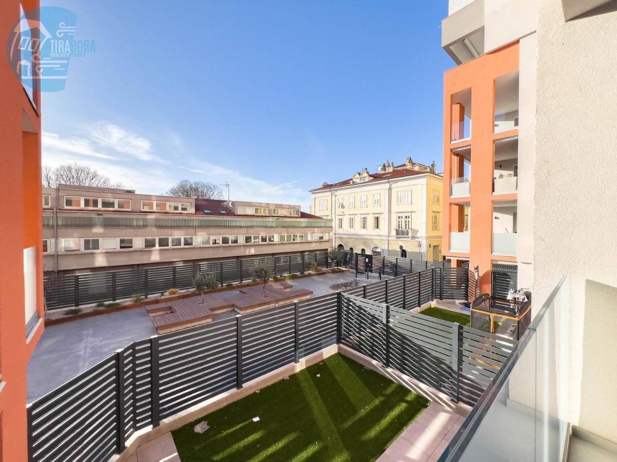 Blue Life 1b Tirabora Short Rent - 4