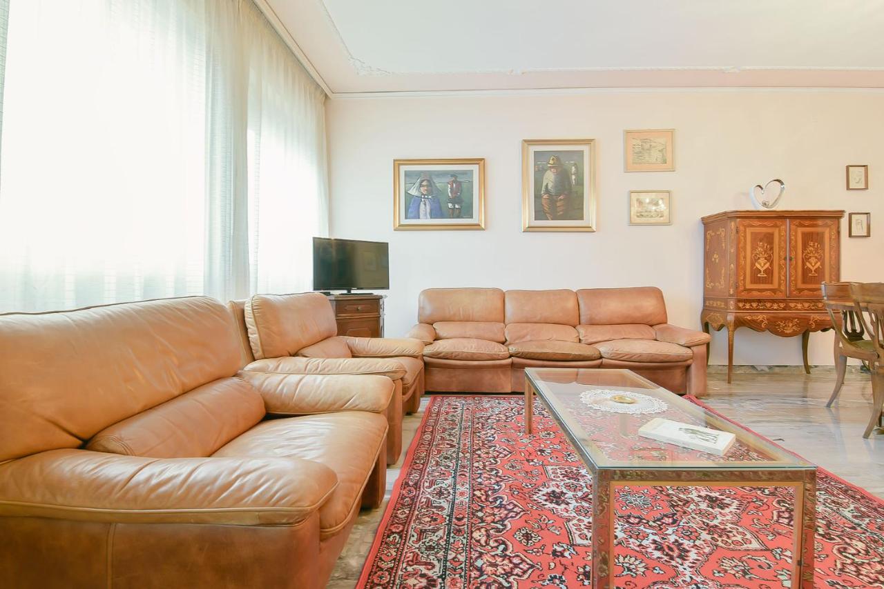 QUEEN HOME Gabrielle - 2