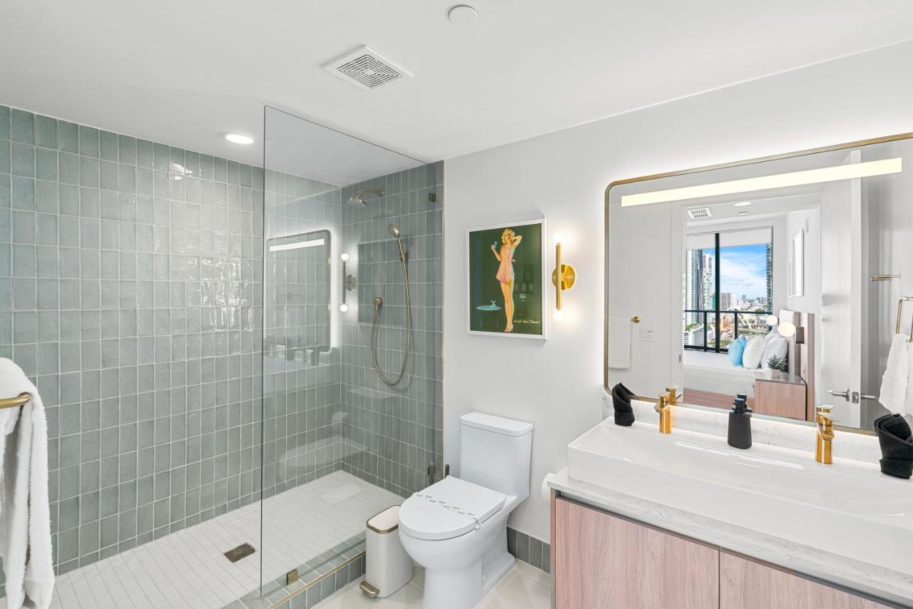 New 26th floor amazing view 2BR-2BA - 3