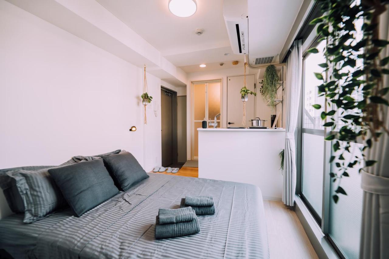 Minimalist Loft Namba Compact Studio with a 24-hour Gym MA1003 - 4