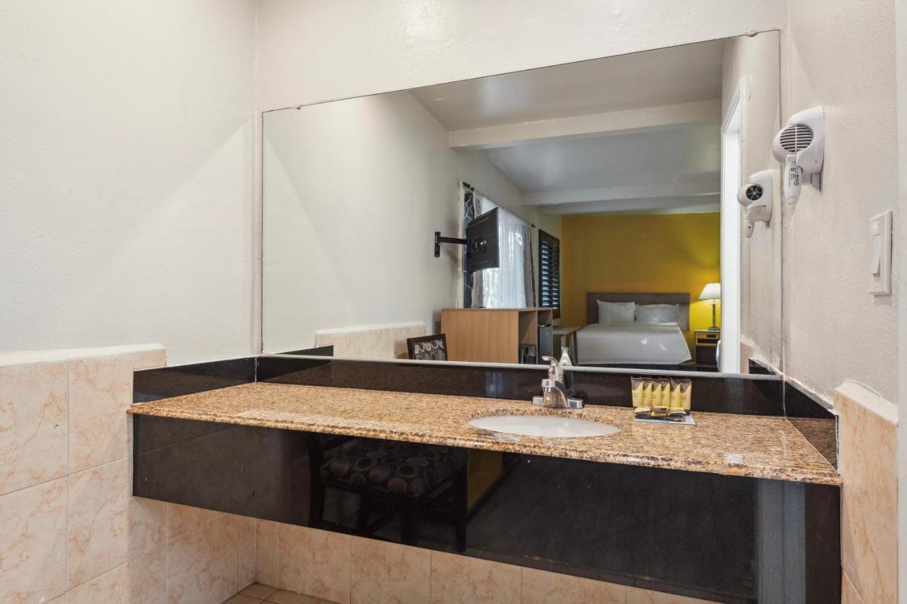 Hotel Hwood — photo 3
