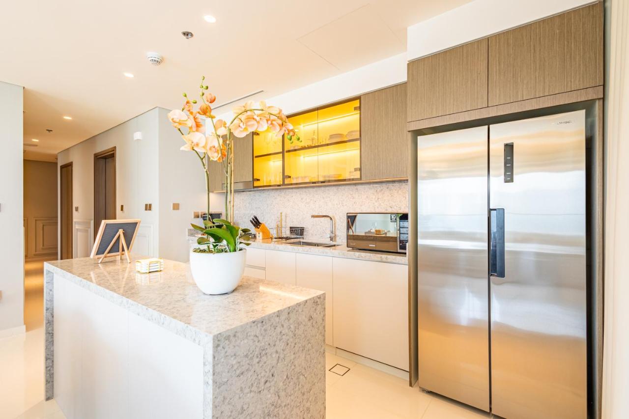 Lux Designer 2BR - Grand Bleu - Waterfront Living - 4