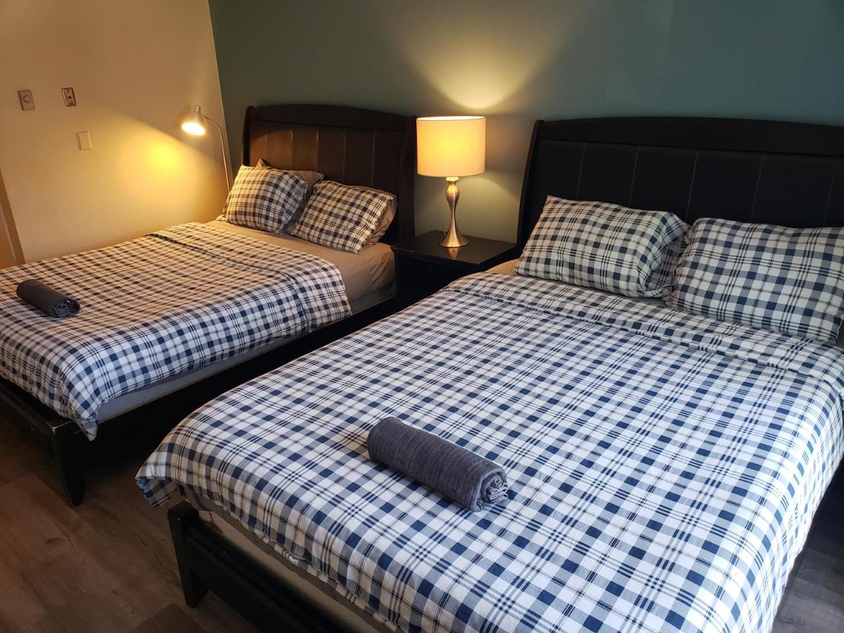 Beverly Hills Studios - 2