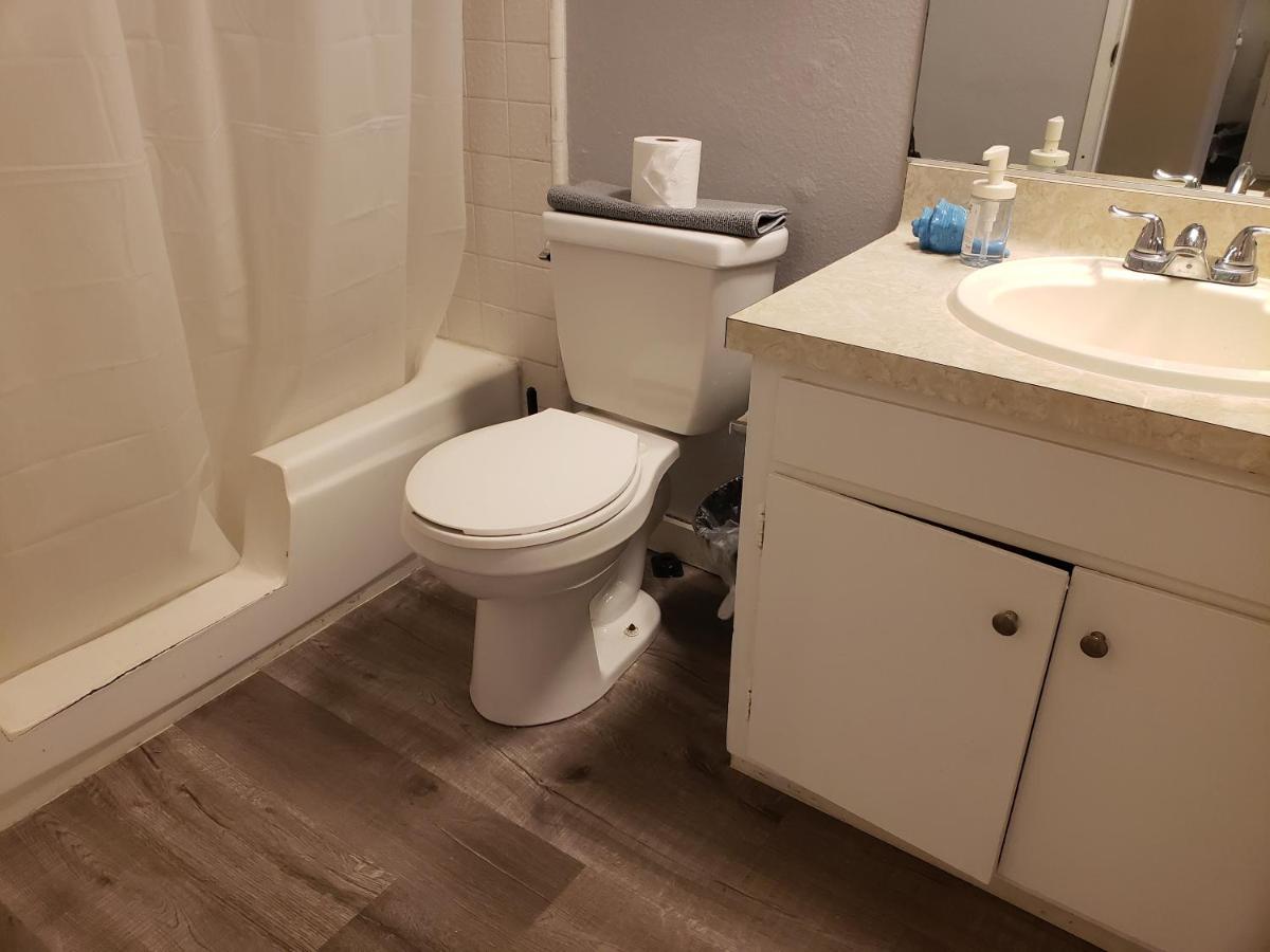 Beverly Hills Studios - 4