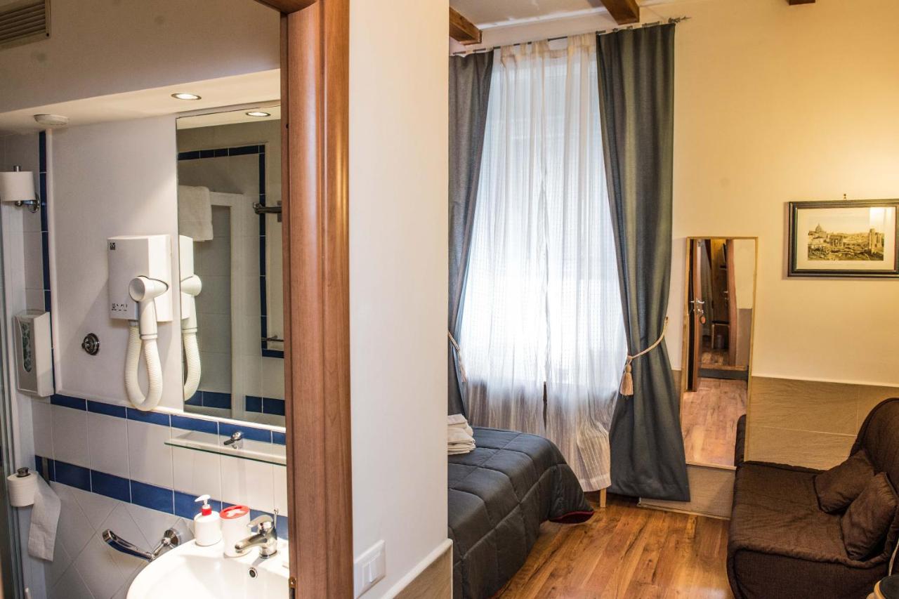 San Peter Rome B&B - 3