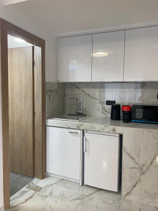 Syntagma Luxury Suites by CK-3 - 4