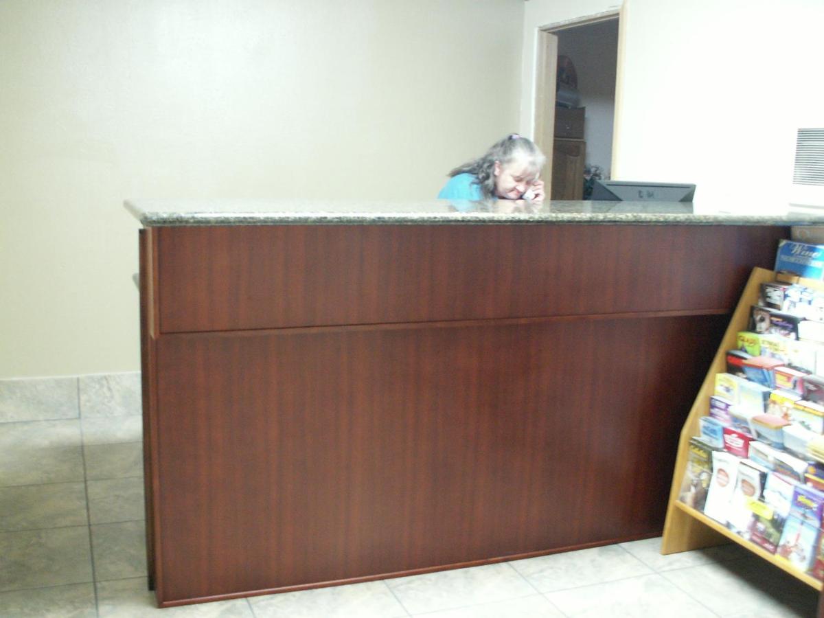 Executive Motel — photo 10