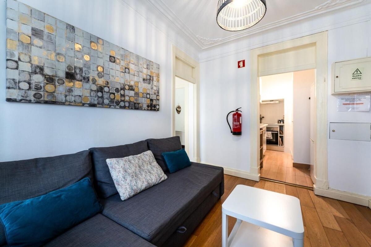 Bairro Alto II center of Lisbon - 4