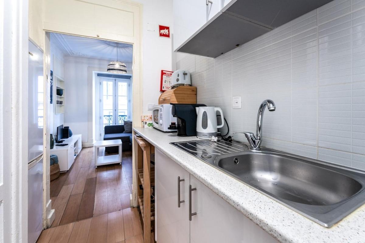 Bairro Alto II center of Lisbon - 3