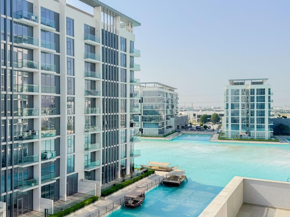 Azure - 1-Bed Luxury by Crystal Lagoon, Downtown - 4