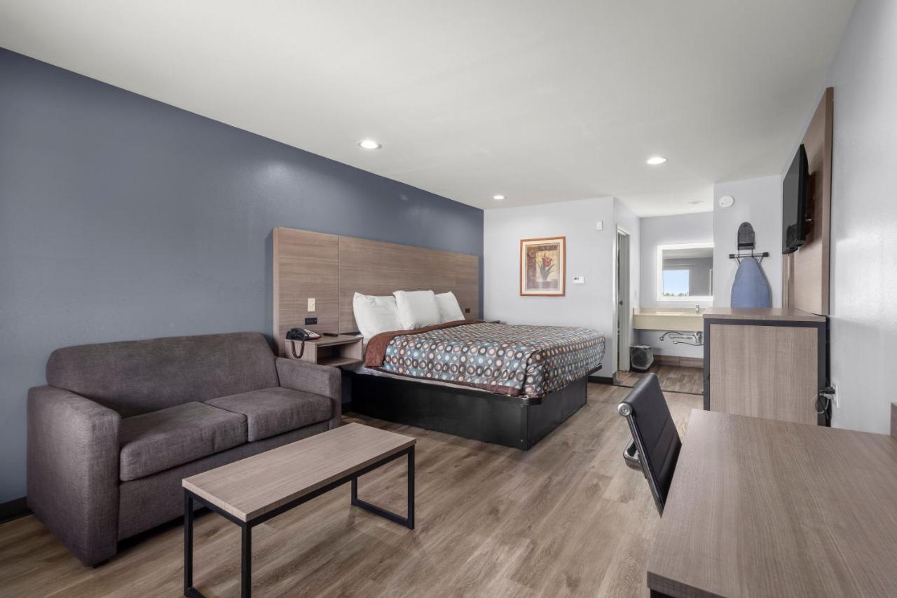 Express Inn & Suites Westwego — photo 5