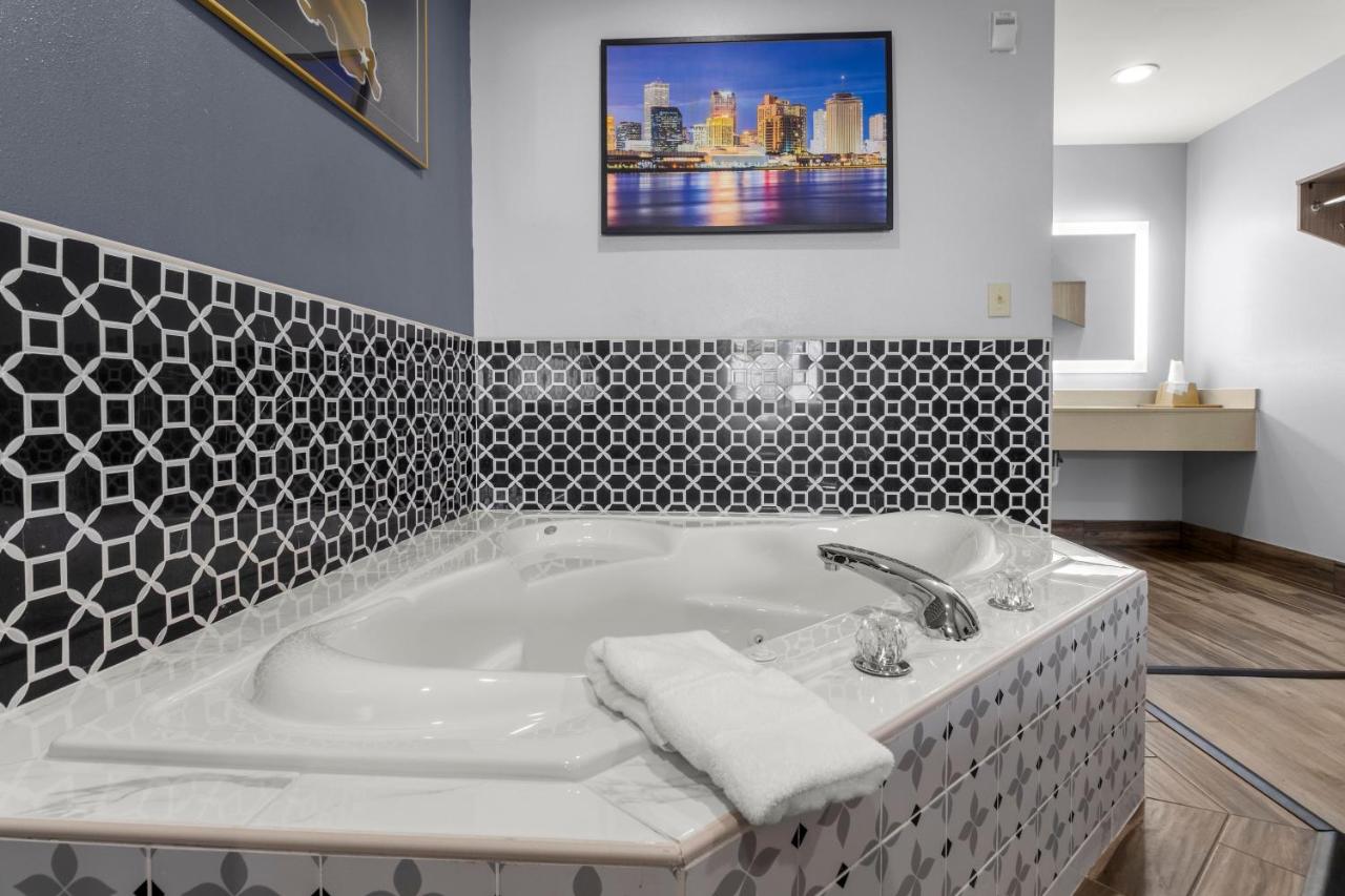 Express Inn & Suites Westwego — photo 3