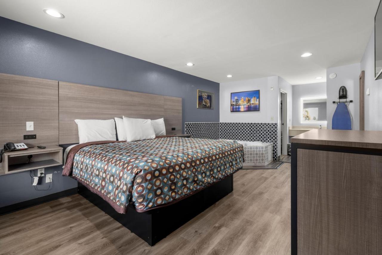 Express Inn & Suites Westwego — photo 7