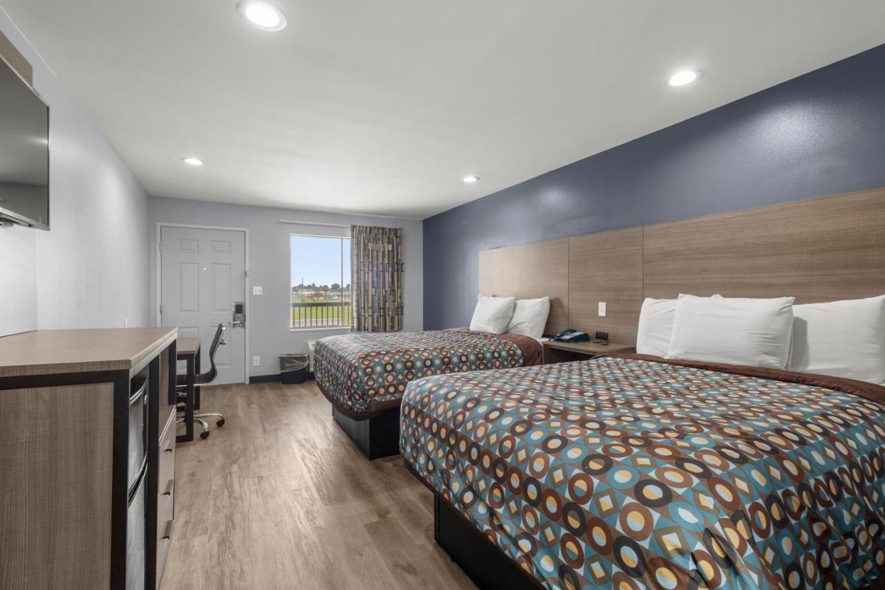 Express Inn & Suites Westwego — photo 2