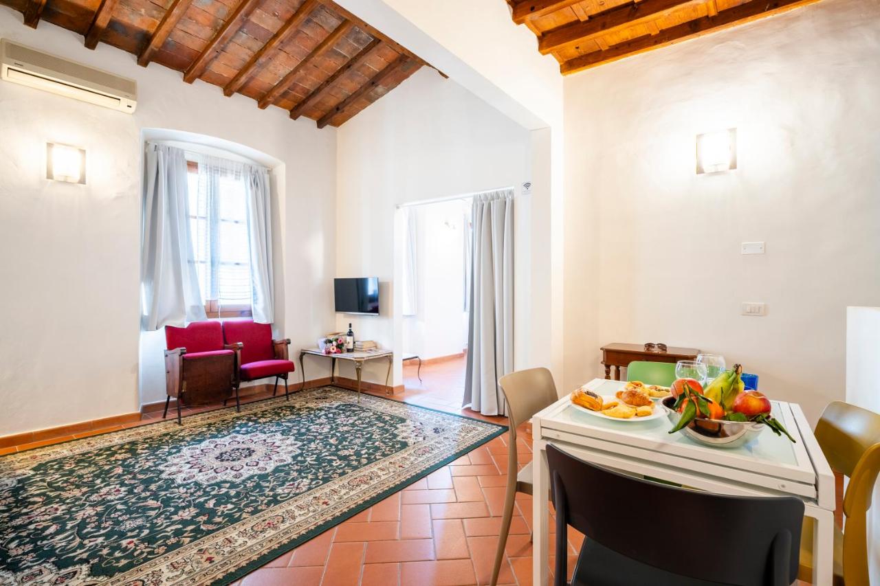 View of the Medici Chapels- center - 4