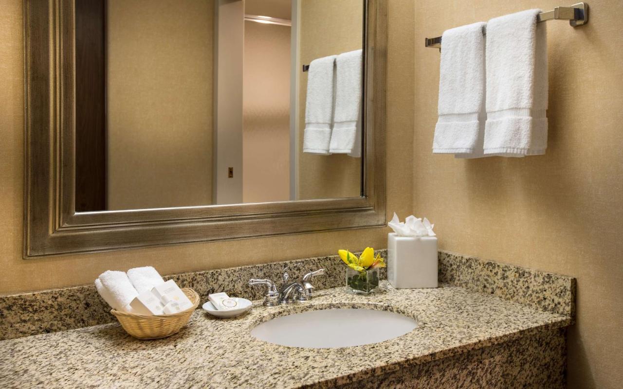 Coast Gateway Hotel — photo 12