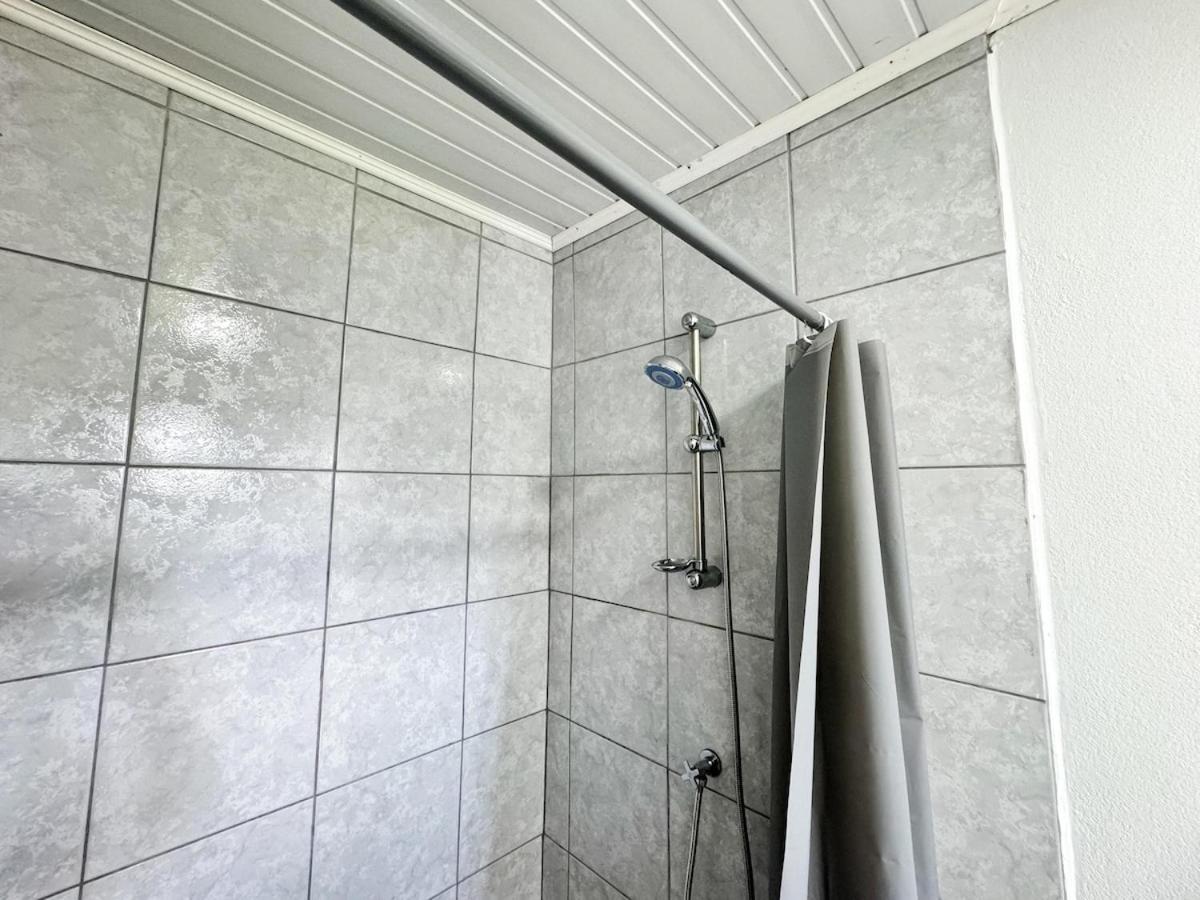 5 minutes Drive to Eagle beach Cozy Private 1BR with pool - 3