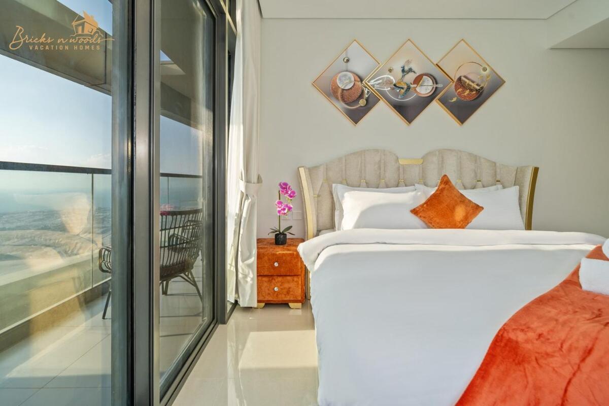 Luxury Sea View High Floor 3Bhk - 2