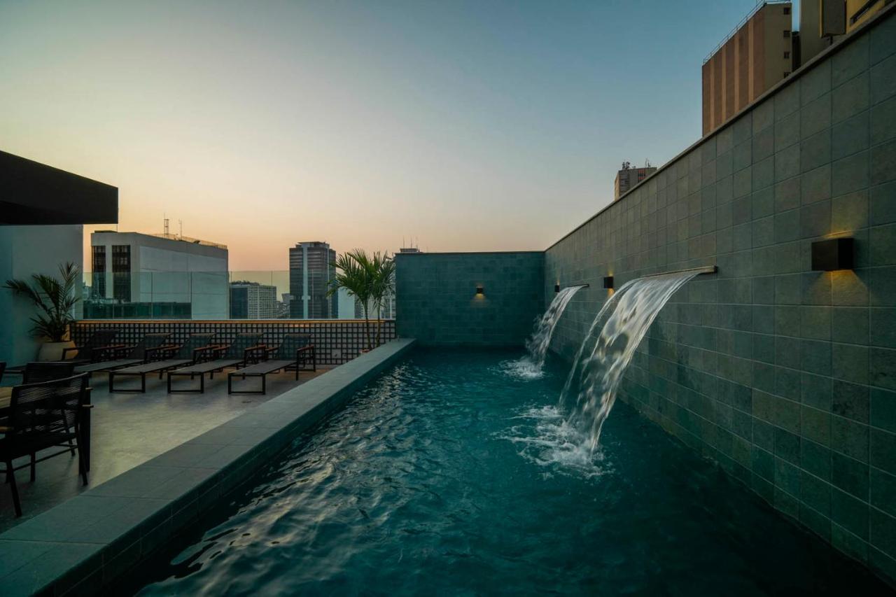 Lobie Dias Downtown - 3