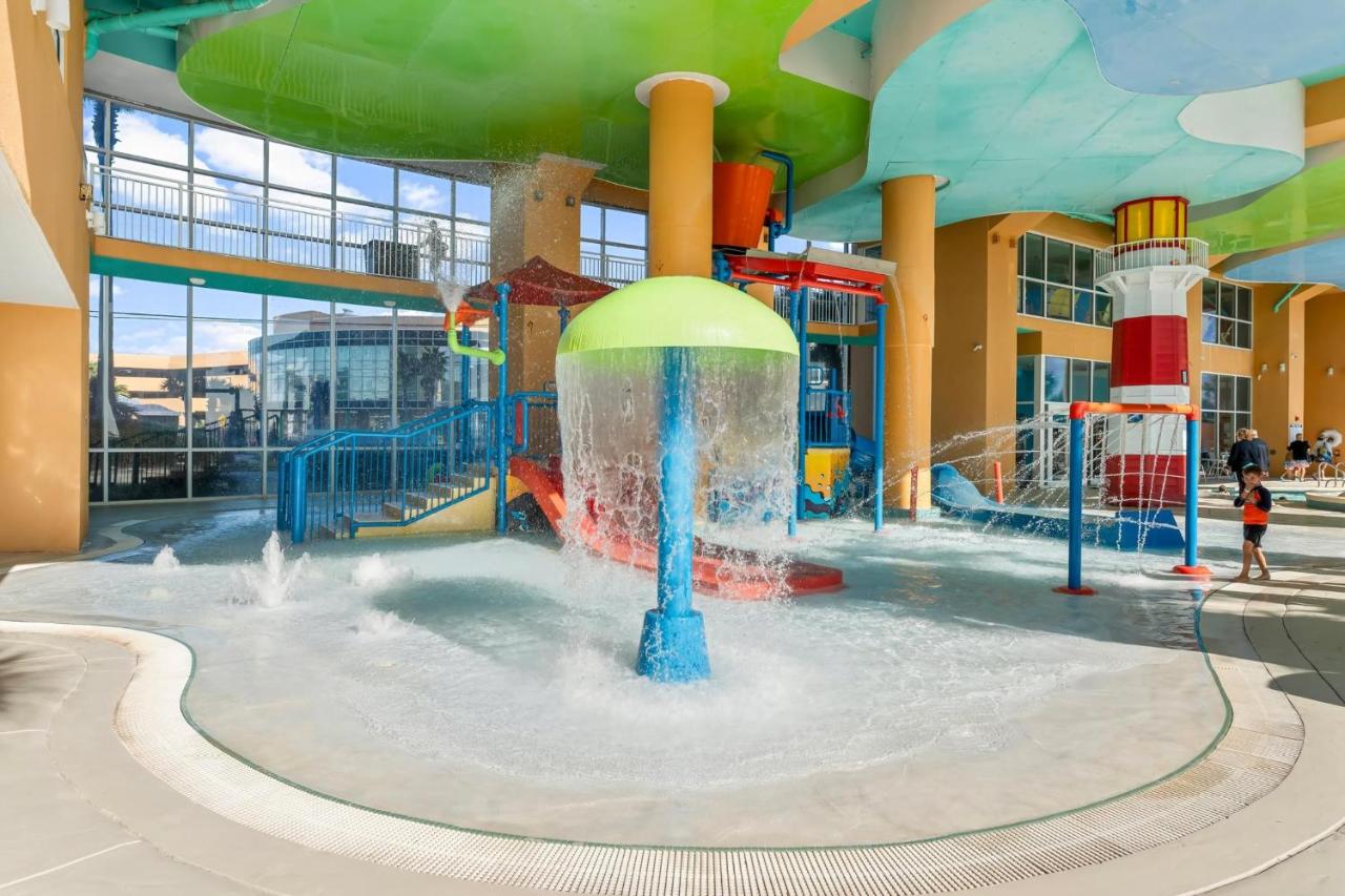 Splash Resort 1405E — photo 12