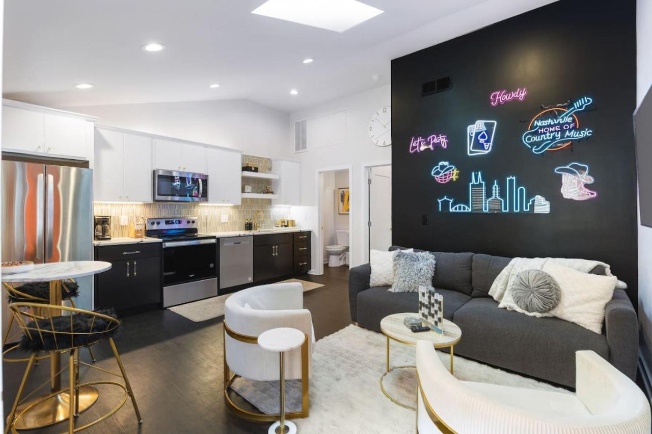 Vibrant Neon Condo Near Restaurants, Coffee and Bars
