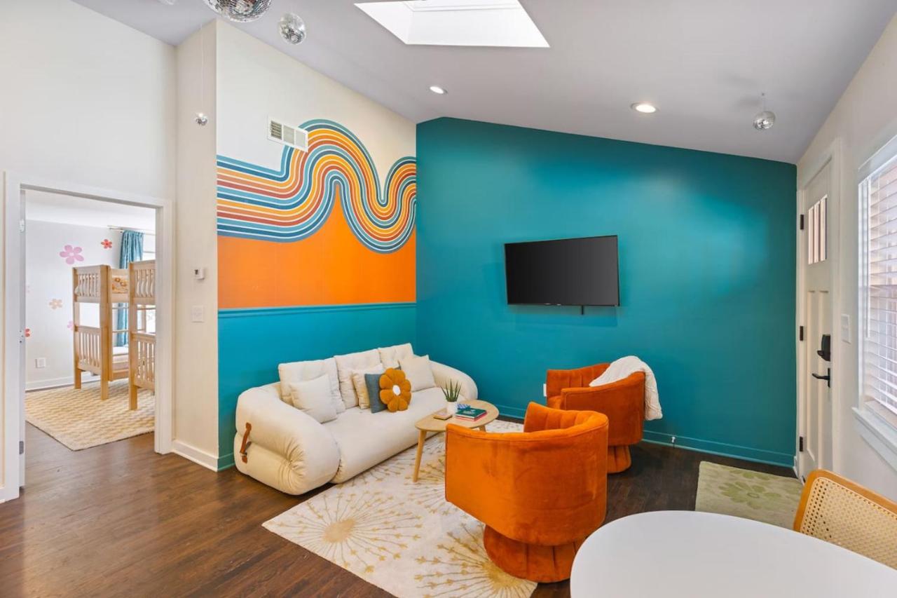 Fun and Fabulous - Walk to Bars, Coffee and Restaurants - 4