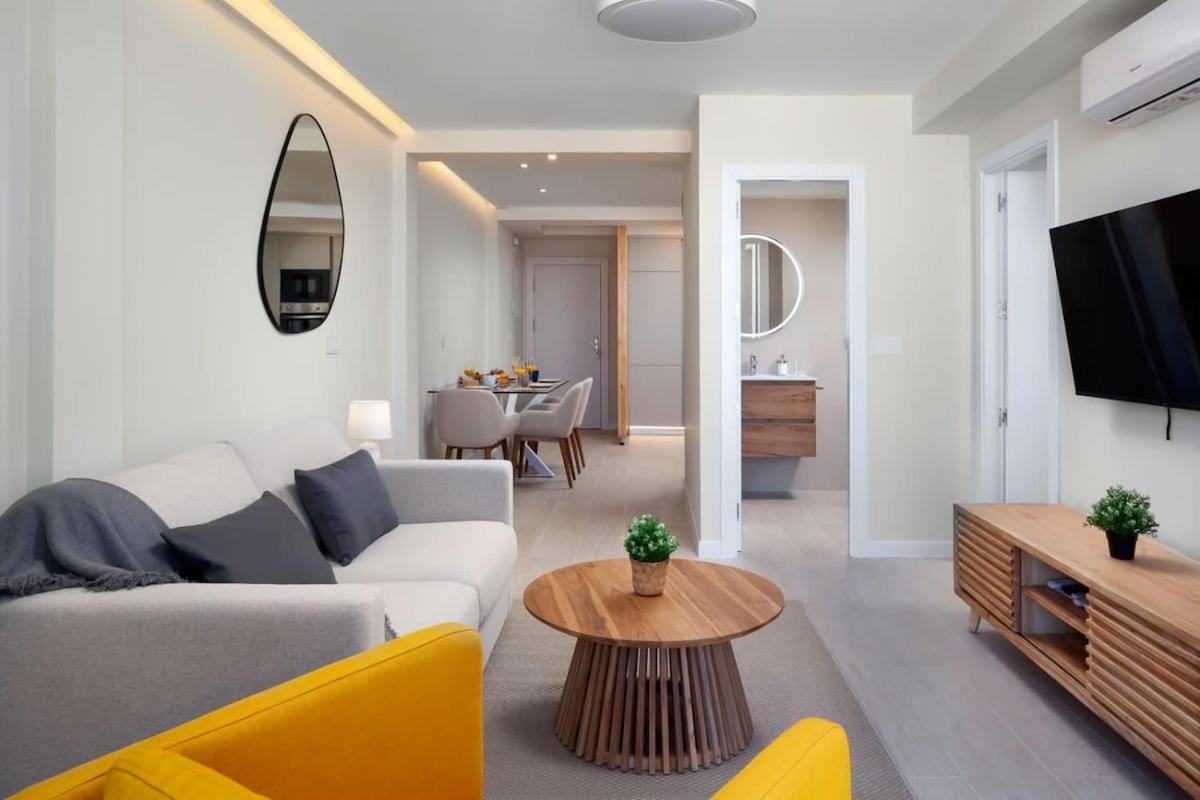 Live Like a Local Your Comfortable Retreat at Pas - 2