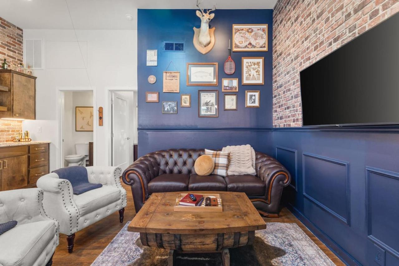 Rustic plus Western - Walk to Bars, Coffee and Restaurants - 4