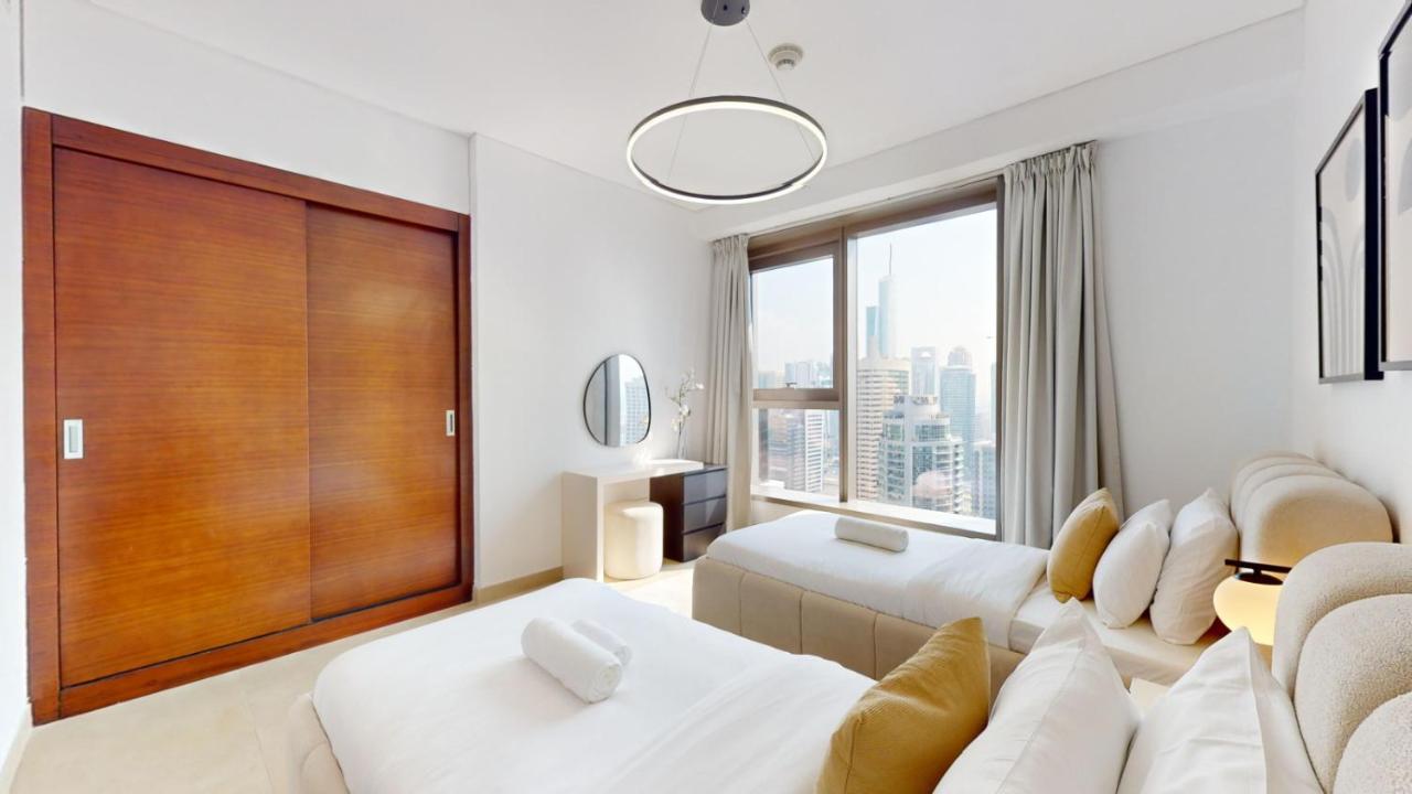 Vacationer Holiday Homes I Luxury 2 Bedroom I Marina Views I Close to JBR Beach - 2